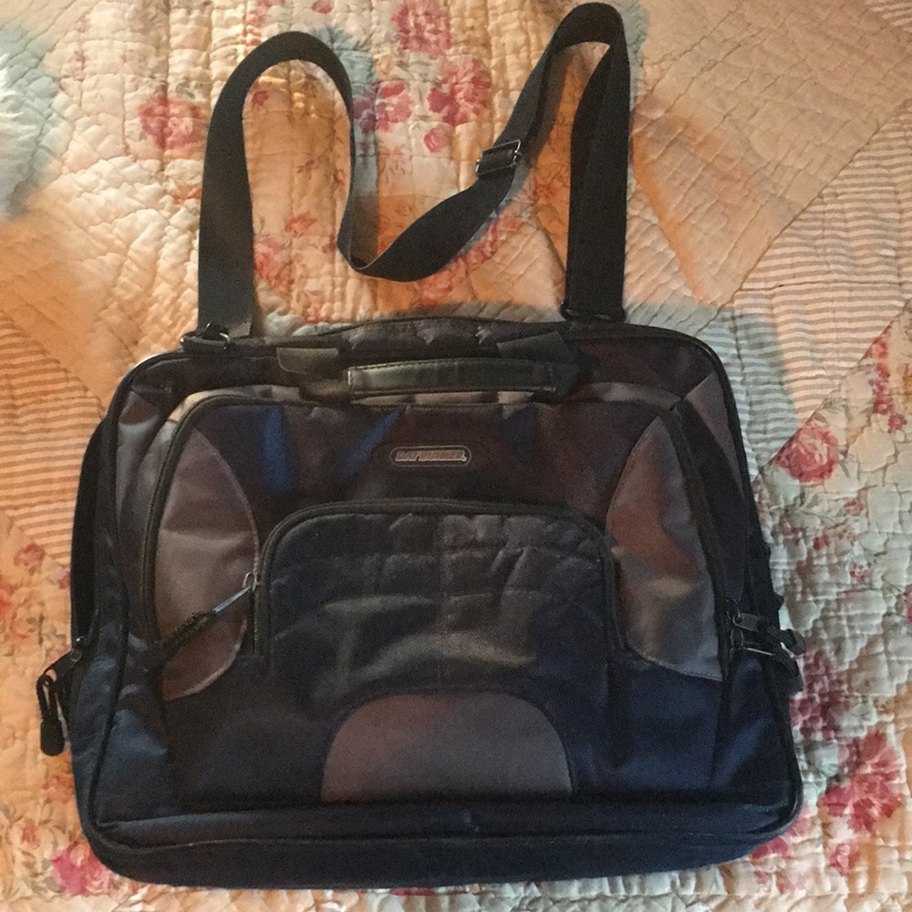 Briefcase/transport